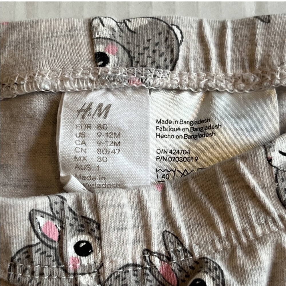 H&M bunny & hearts print leggings 9-12 months - Picture 5 of 6